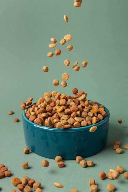 Bowls and Feeder