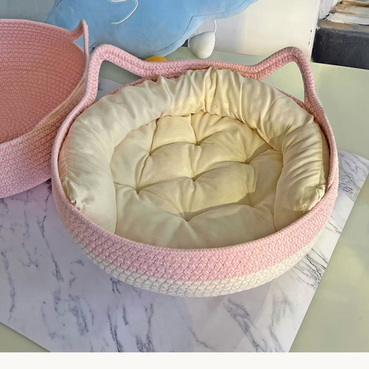 Cute Hand-Woven Cat Nest – Four Seasons Breathable Double Pet Basket